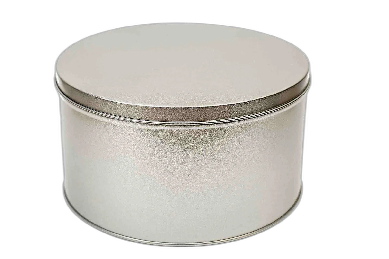 Round tin box