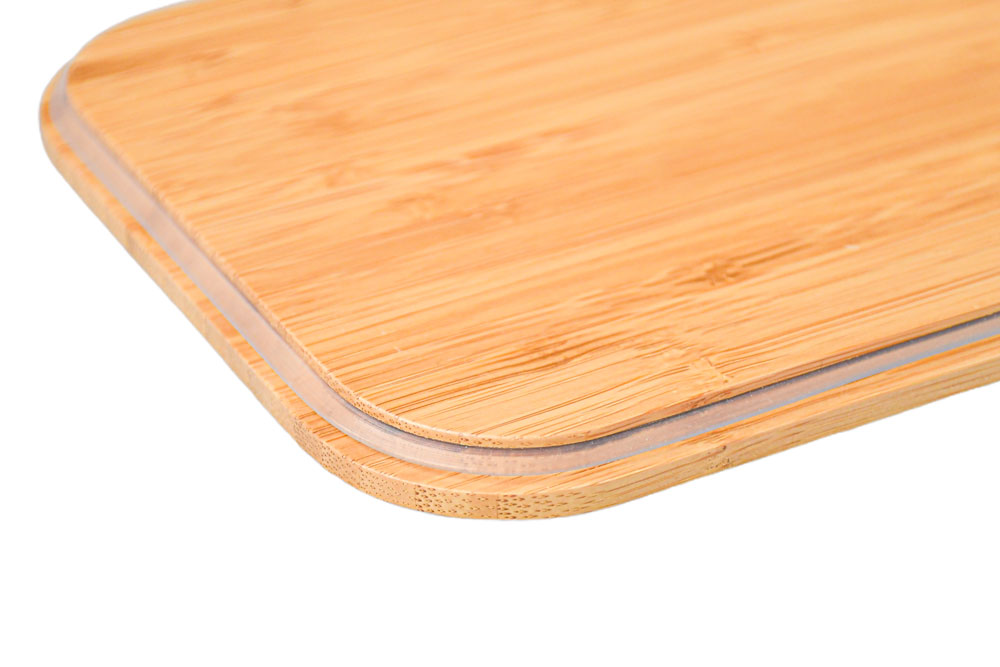 Close-up of bamboo lid – rounded corners and visible wood structure, with silicone seal, high-quality replacement lid